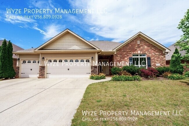Foto del edificio - 410 Creekwater Cir