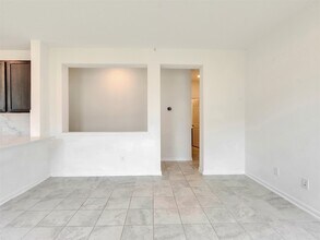 Building Photo - 6011 Whitewing Rd