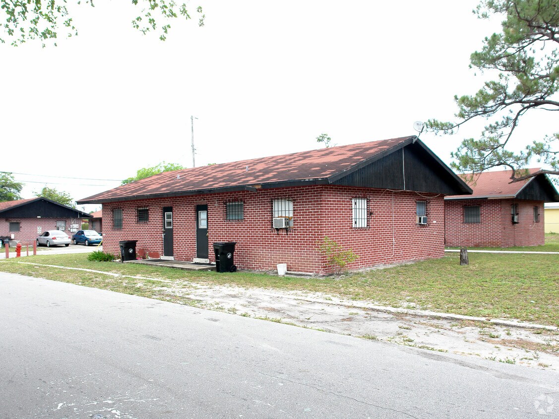Building Photo - 1816-1820 NW 9th St