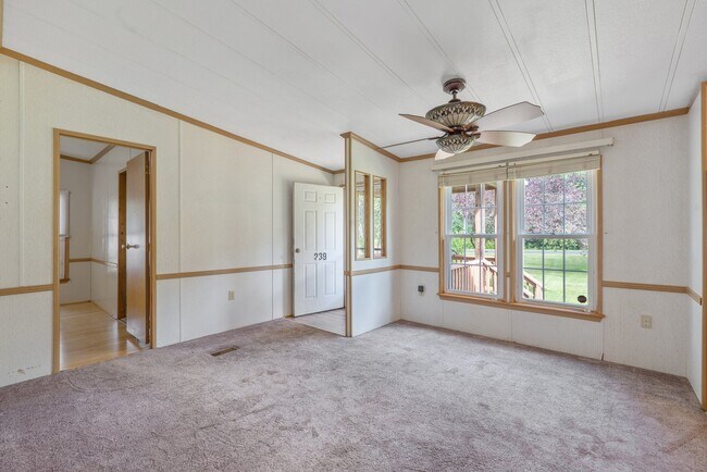 Building Photo - 239 Furniss Station Rd
