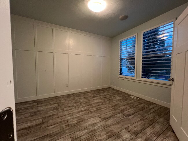 Building Photo - 10956 Eureka Dune Dr