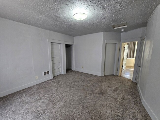 Foto del edificio - 2004 Adams Ave