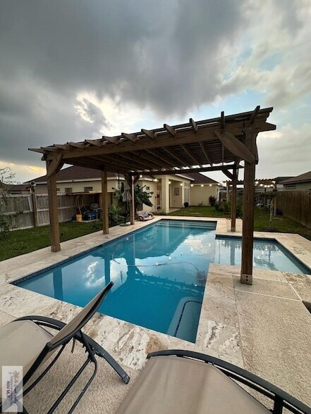 Foto del edificio - 5344 Sagebrush Rd