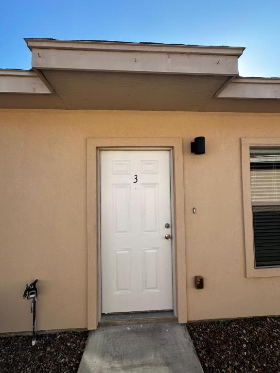 Building Photo - 510 Peabody Ave