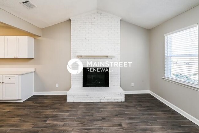 Foto del edificio - 3 Bedroom Pet-Friendly Home in Indian Trai...