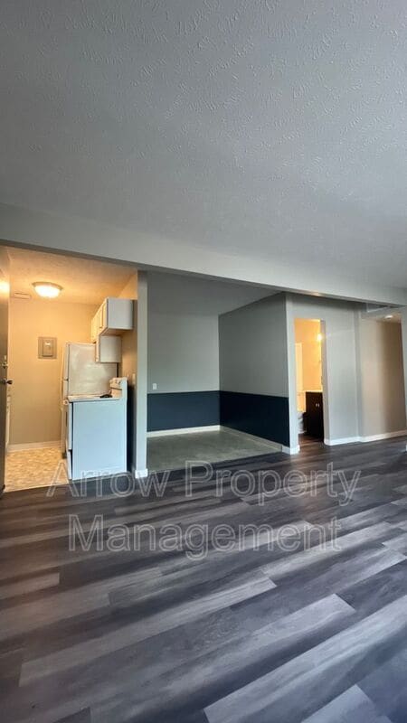 Building Photo - 1215 E Street-12