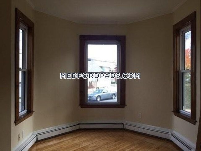 Building Photo - 75 Lyman Ave