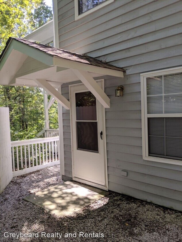 Primary Photo - 1 br, 1 bath House - 431 West Virginia Ter...