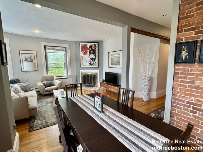 Building Photo - 48 Kent St