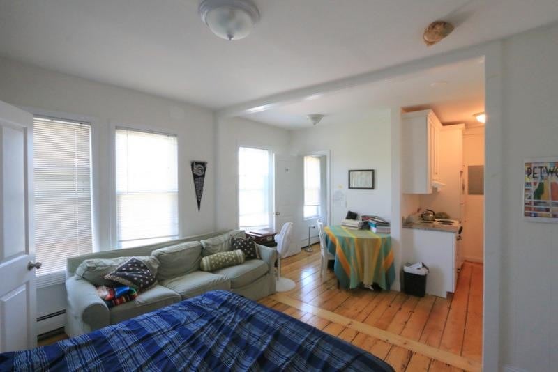 Primary Photo - 2 Craigie St