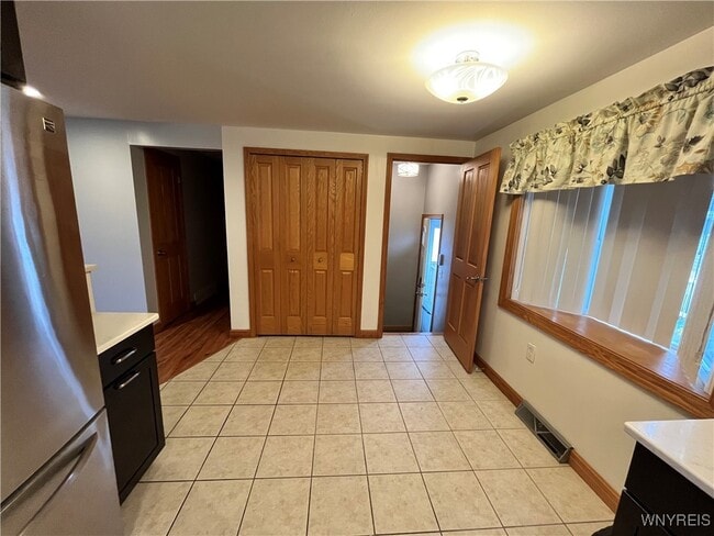 Foto del edificio - 13 Satinwood Dr