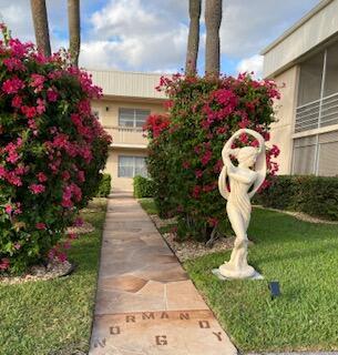 Foto principal - 313 Normandy Ln