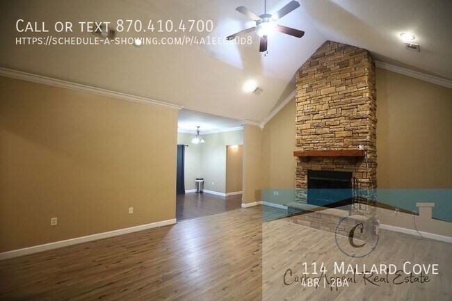 Building Photo - Spacious 4 bed 2 bath home - Bay!!