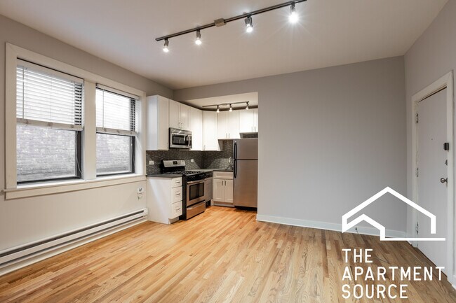 Foto del edificio - 2420 N Kedzie Blvd
