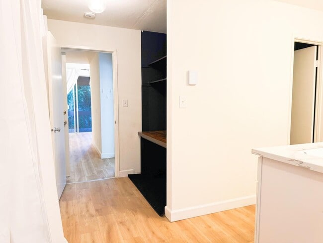 Building Photo - 505 Cypress Point Dr