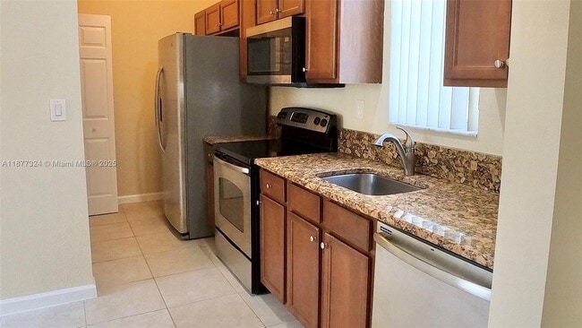 Building Photo - 9204 SW 170th Ct