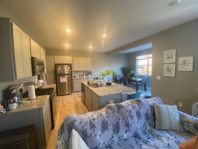 Building Photo - 1061 Northstar Way