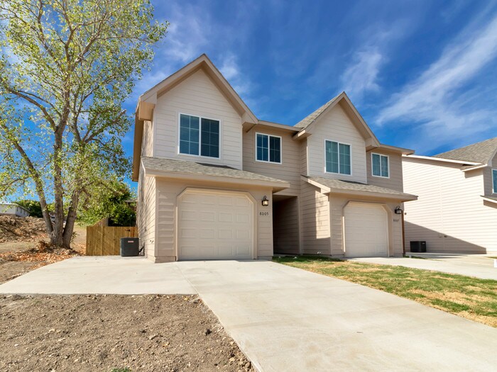 Foto principal - NEW CONSTRUCTION!