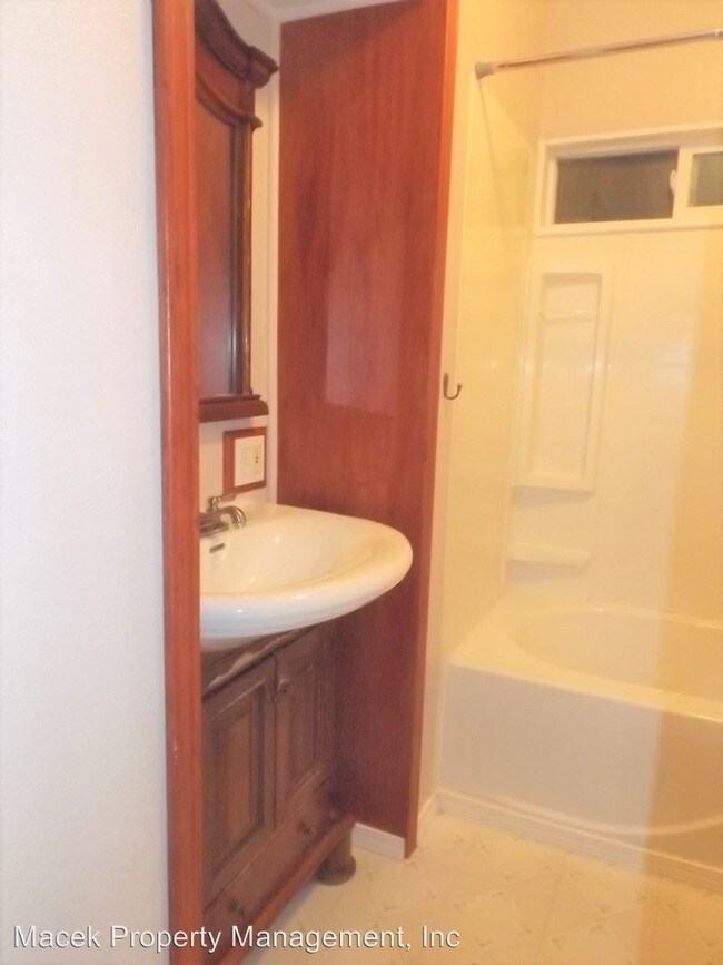 Foto del edificio - 2 br, 2 bath House - 1512 12th Avenue South