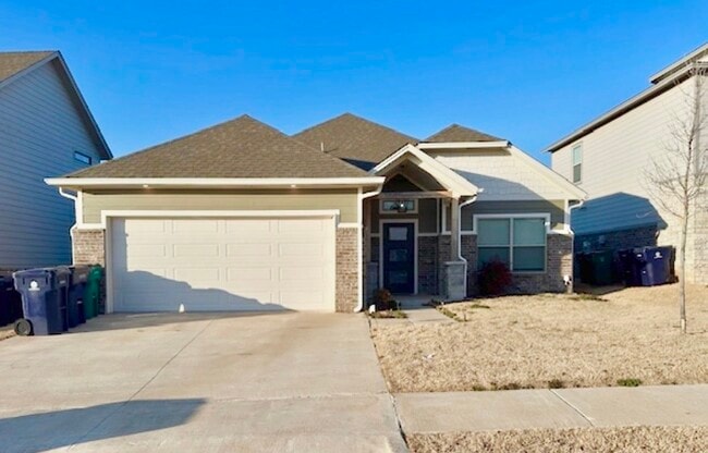 Building Photo - 533 NW 176th St