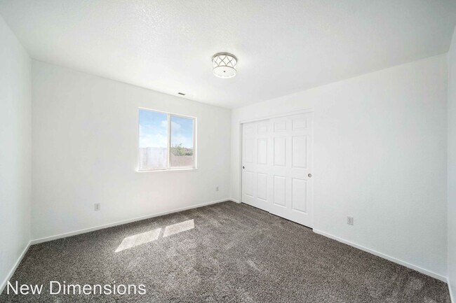Building Photo - 4 br, 2.5 bath House - 7111 Fantasia Court