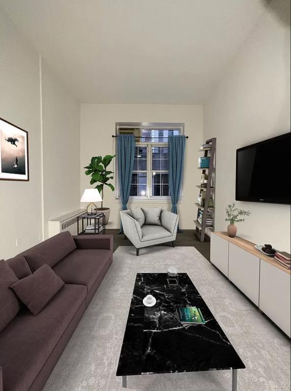 Primary Photo - Large Convertible 2 Bed in Elevator/Doorma...
