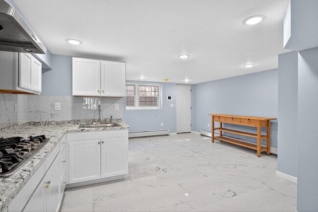 Foto del edificio - 43 Sycamore Rd