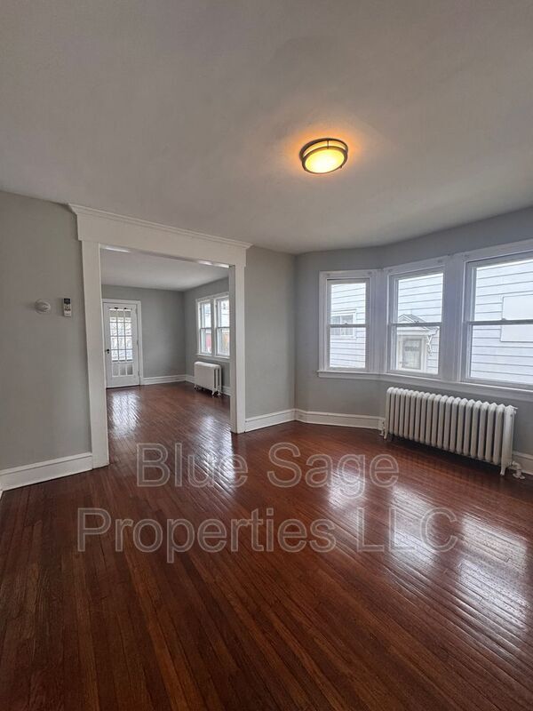 Building Photo - 210 W Dupont St