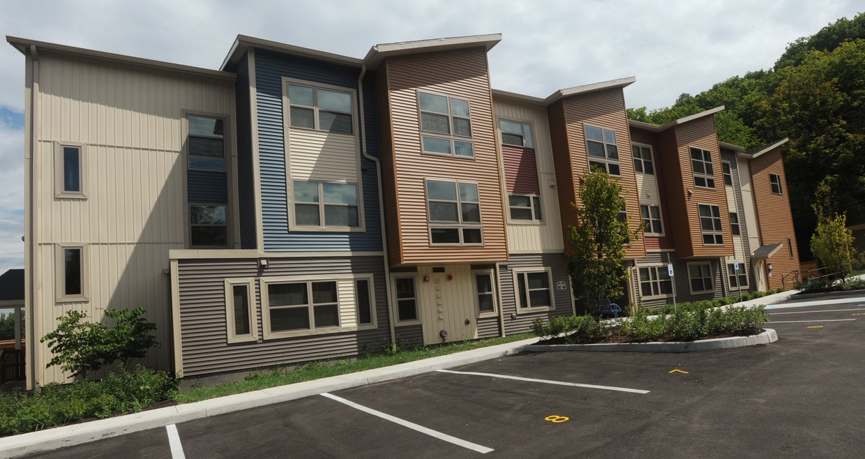 400 Spencer Rd, Ithaca, NY 14850 Apartments in Ithaca, NY