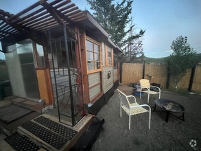 Building Photo - 9D Barefoot springs Ln