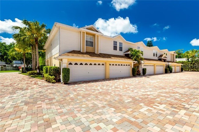 Building Photo - 2980 Estancia Pl