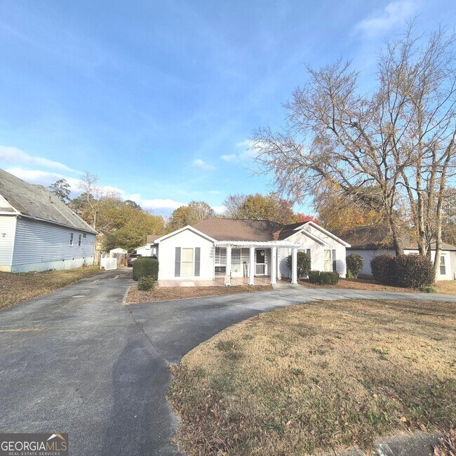 Foto del edificio - 199 Autumn Trace Ct