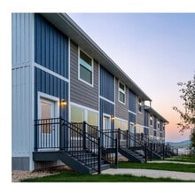 Building Photo - 2961 Aspen Dr