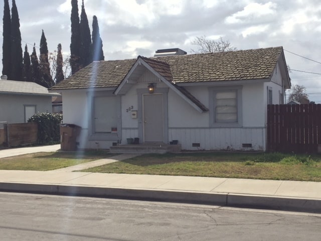Building Photo - 303 Harding Ave.