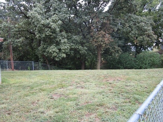 Foto del edificio - 3 Bedroom 2 Bath - Right Outside Fort Riley!
