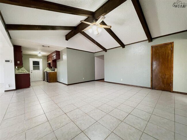Building Photo - 1007 Foley Ave