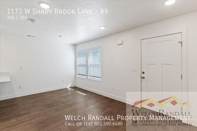 Foto del edificio - 1173 Shady Brook Ln S