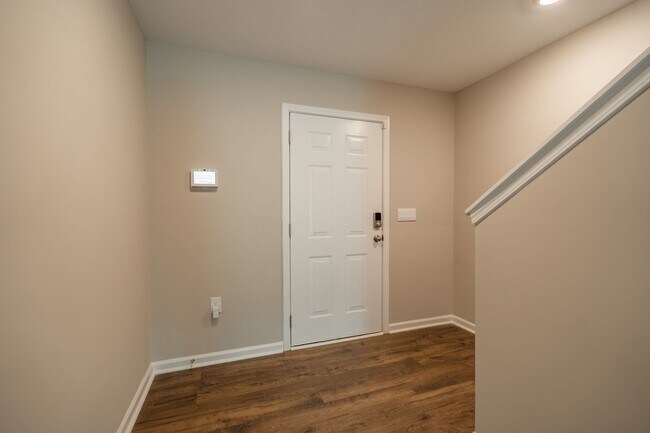 Foto del edificio - 103 Ashwood Wy