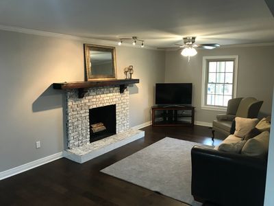 Foto del edificio - 106 Stoney Brooke Dr
