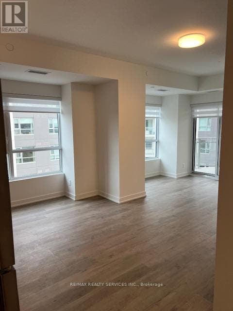 Building Photo - 56 Lakeside Ter