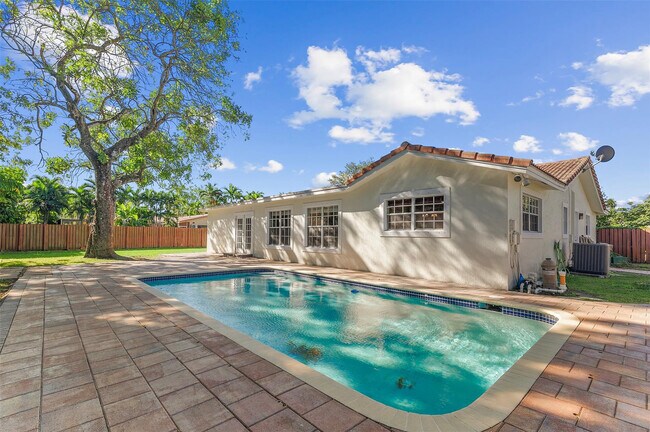 Foto del edificio - 2991 NW 106th Ave