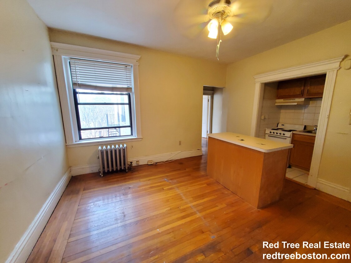 Foto principal - 1688 Beacon St