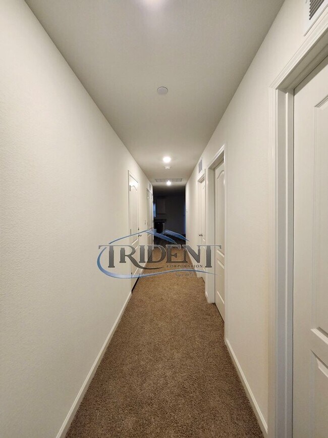 Building Photo - NEWER SOLAR HOME! This is a 3 bedroom, 2 bath house