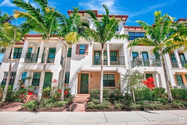 Building Photo - 11549 SW 13th Ct