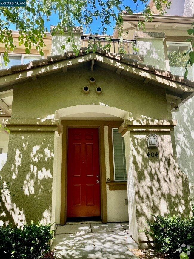 Building Photo - 404 Presidio St