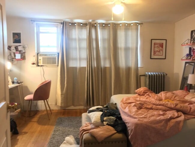 Building Photo - Spacious 3-Bed Near BU — Great Value in Al...