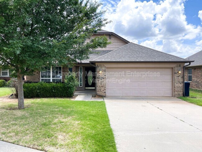 Building Photo - 18212 Viento Dr