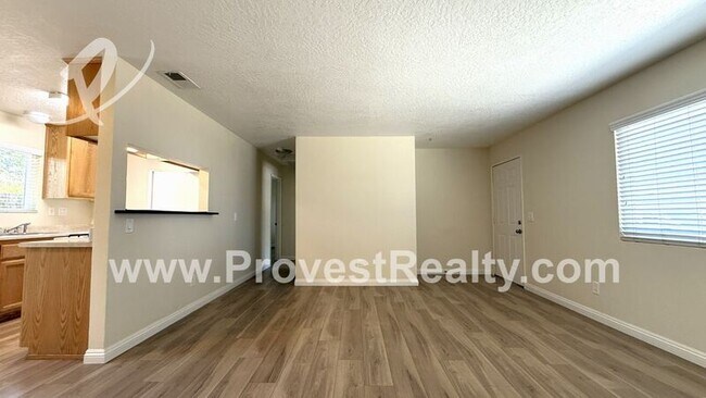 Foto del edificio - 16397 Spruce St
