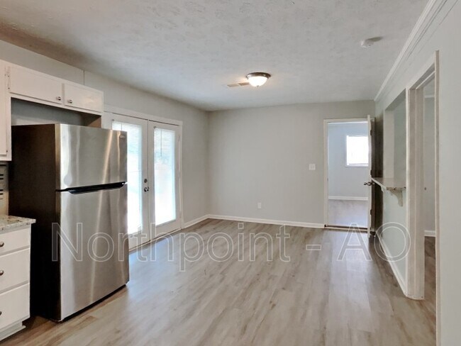 Foto del edificio - 239 Bellwood Ln