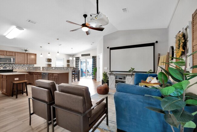 Building Photo - 8497 Island Dr